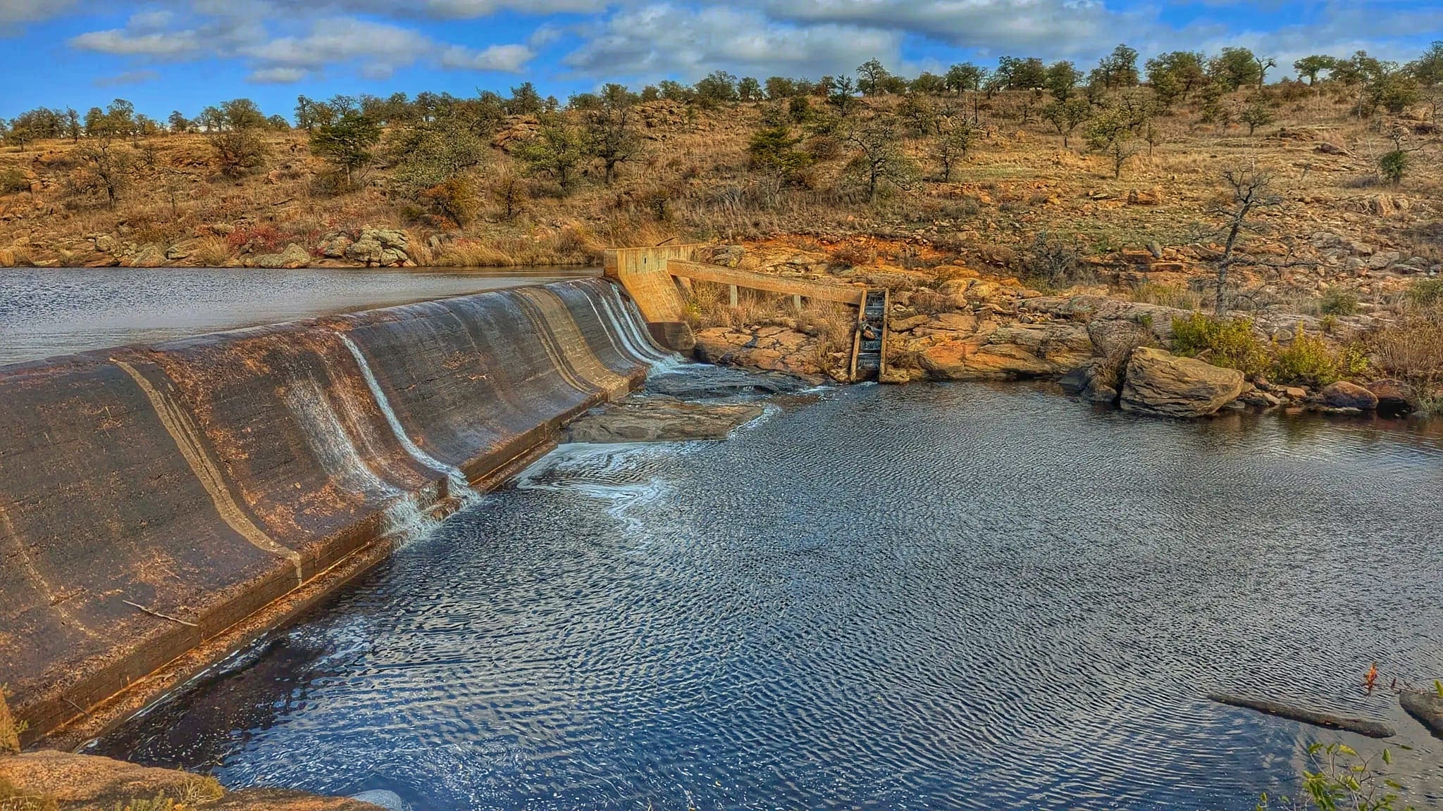 Photo of the Longhorn and Bison loop trail in the Wichita Mountains Wildlife Refuge